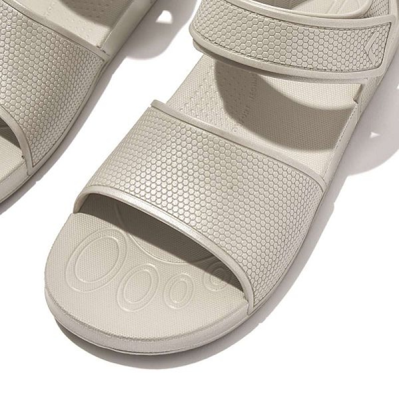 FitFlop Iqushion Junior Shimmer Ergonomic Back-Strap Kids' Sandals Silver | 512GJWFXA