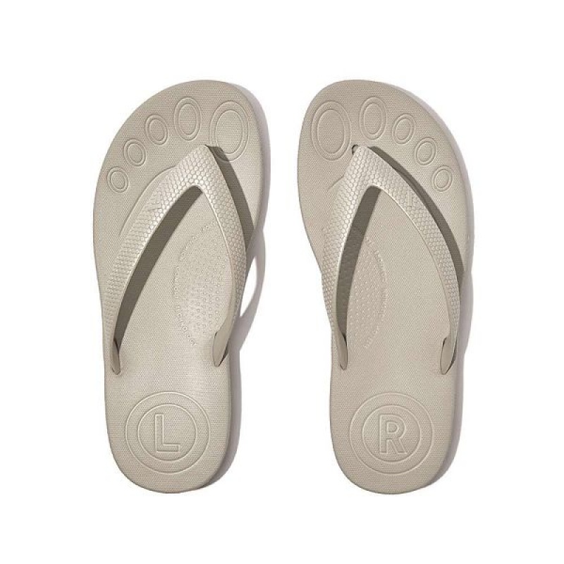 FitFlop Iqushion Junior Shimmer Ergonomic Kids' Flip Flops Silver | 386EAPXQD