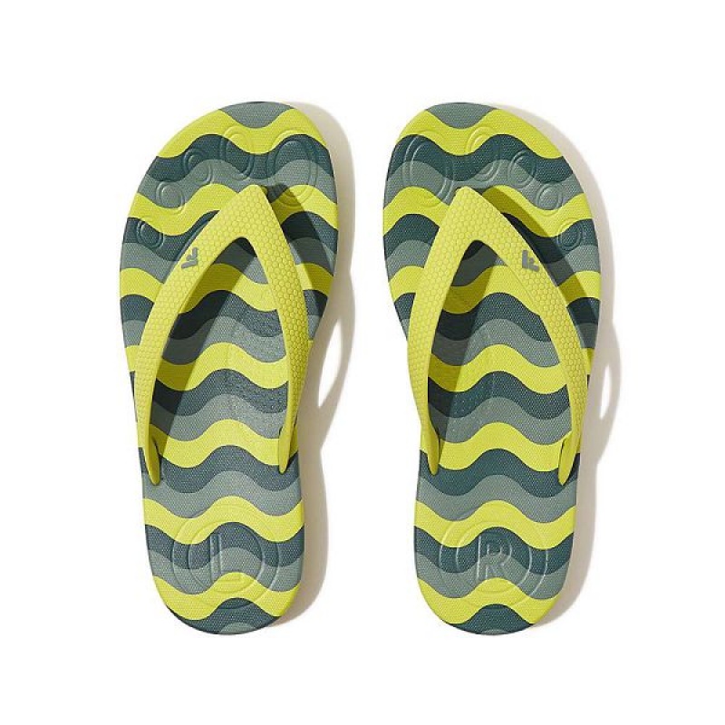 FitFlop Iqushion Junior Wave Print Ergonomic Kids' Flip Flops Light Green | 856SFTVMI