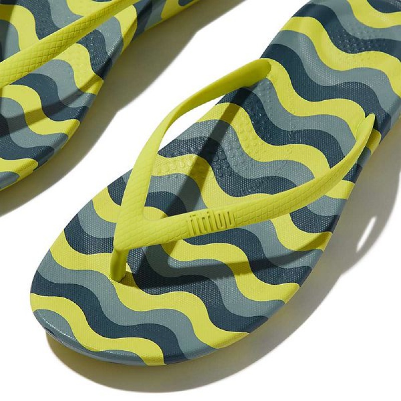 FitFlop Iqushion Wave Print Ergonomic Women's Flip Flops Light Green | 769HNKREA